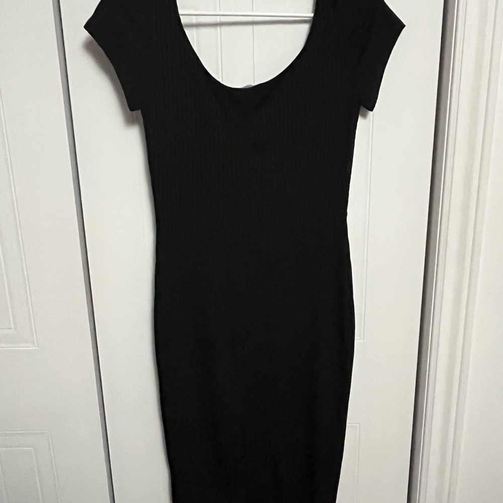 # 64-  Zara Black Ribbed Bodycon Midi Dress Cocktail